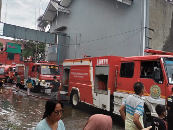 Bangunan SD Poris Indah, Cipondoh Terbakar