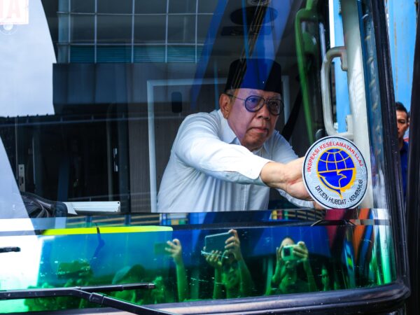 Puluhan Bus Angkutan Mudik Lolos Ramp Check Ditempeli Stiker