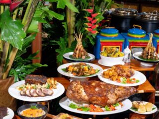 Sajian "The Light of Ramadan" Buffet Spesial Barbeque Grill JSI Resort Megamendung Sambut Ramadan