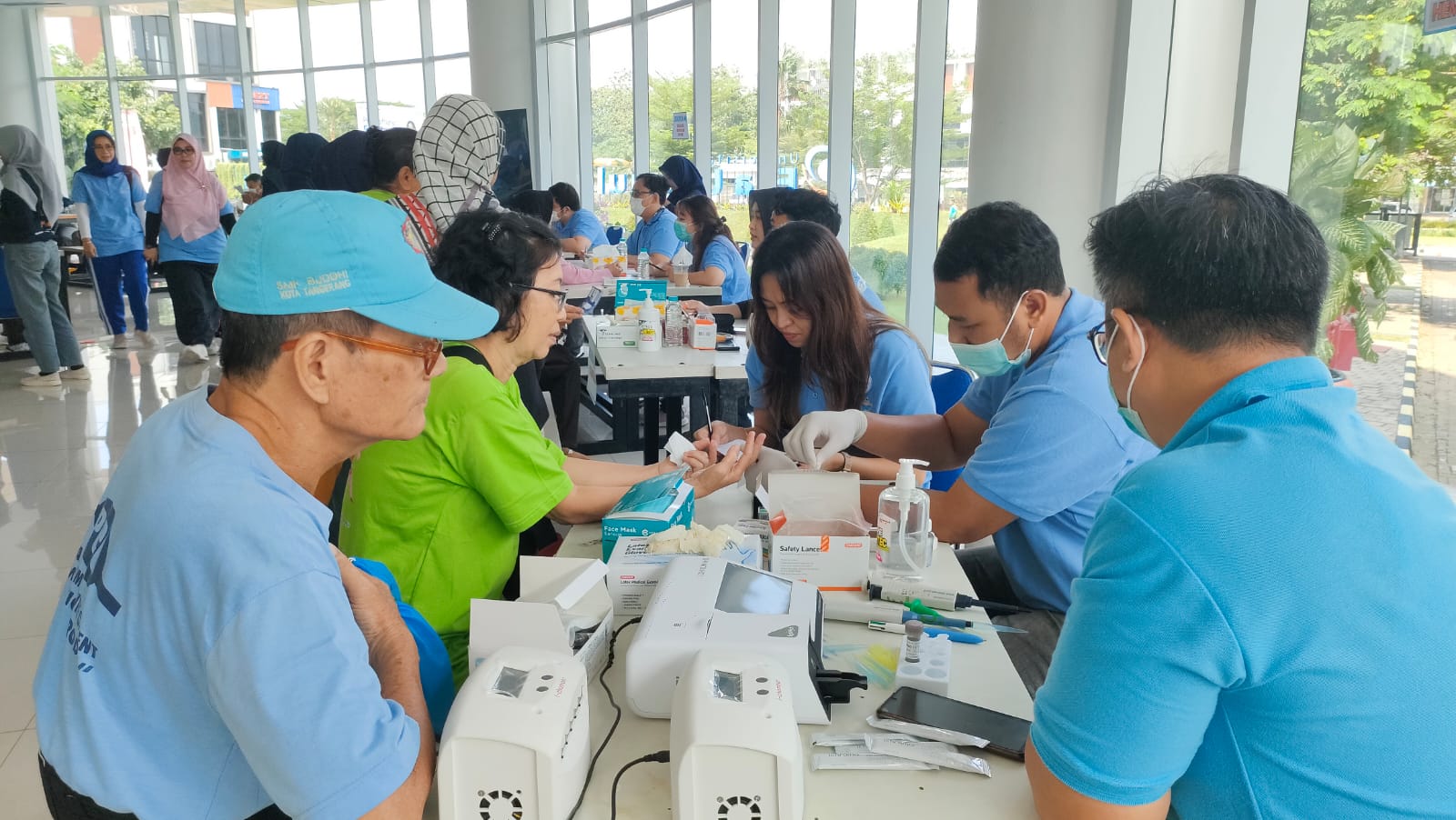 Takenoko Medical Group gelar pemeriksaan kesehatan gratis di Tangerang untuk cegah penyakit kronis dan edukasi gaya hidup sehat.
